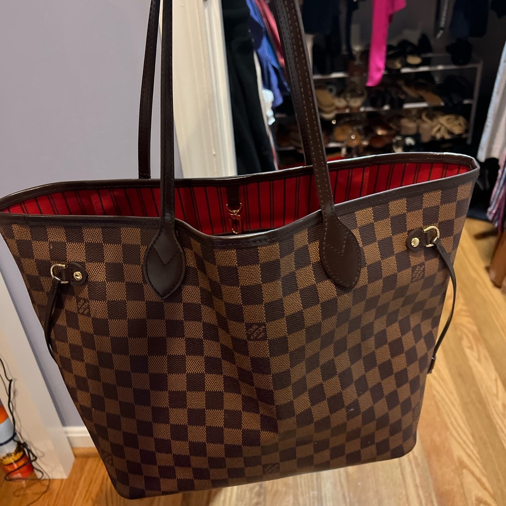 Louis Vuitton Tote (used) authentic bought from Neiman